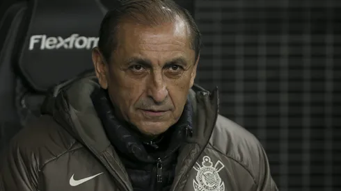 Ramón Díaz pode se tornar adversário do Corinthians.