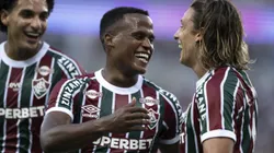 Canobbio jogador do Fluminense comemora seu gol com Jhon Arias jogador da sua equipe durante partida contra o Volta Redonda no estádio Maracanã pelo campeonato Carioca 2025. Foto: Jorge Rodrigues/AGIF