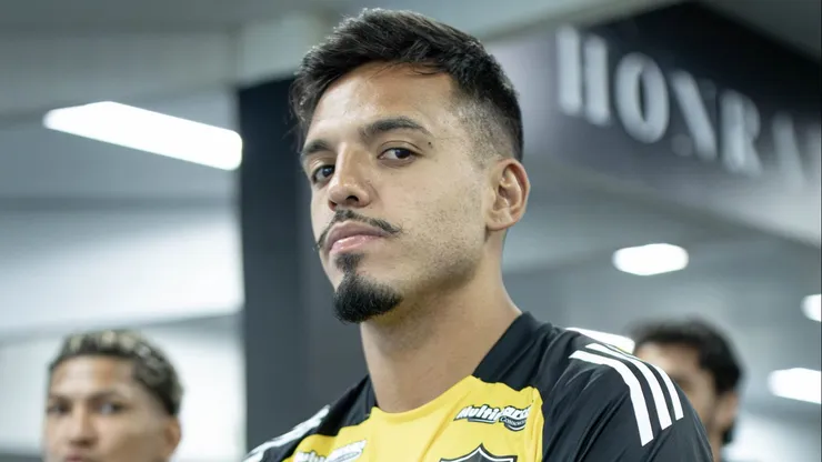 Gabriel Menino faz revelação sobre chegada no Galo