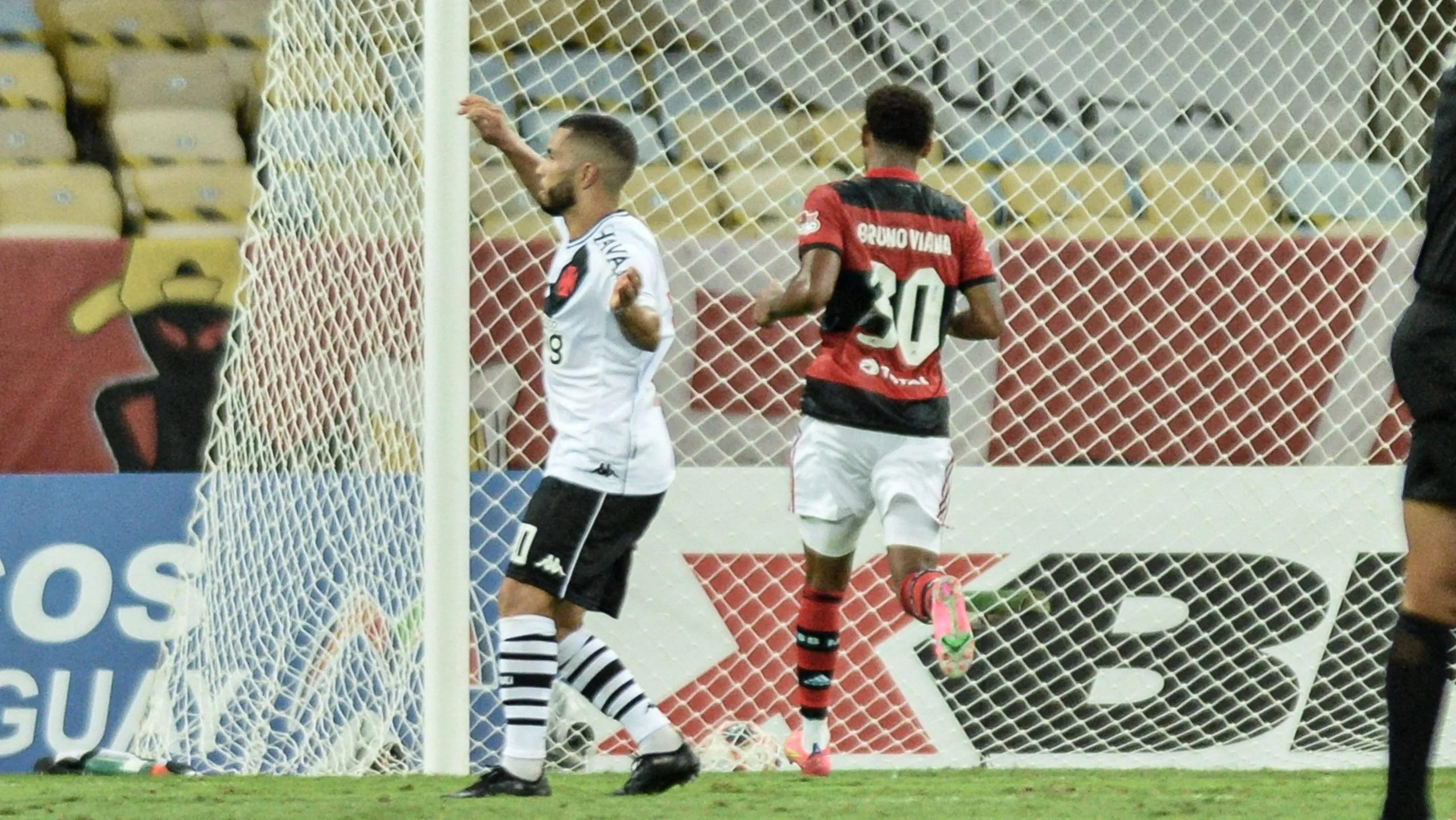Morato comemora gol marcado pelo Vasco em vitória diante do Flamengo em 2021. Foto: Nayra Halm/FotoArena/Alamy Live News