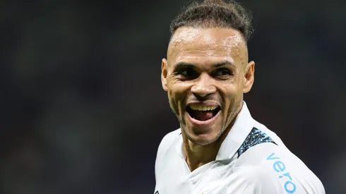 Grêmio de Braithwaite monitora Raul - Foto: Gilson Lobo/AGIF.