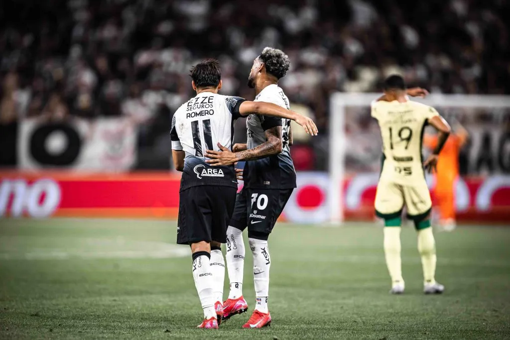 Martínez e Romero diante do Mirassol. Foto: Leonardo Lima/AGIF