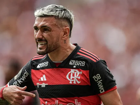 Arrascaeta elege gol mais bonito com a camisa do Flamengo