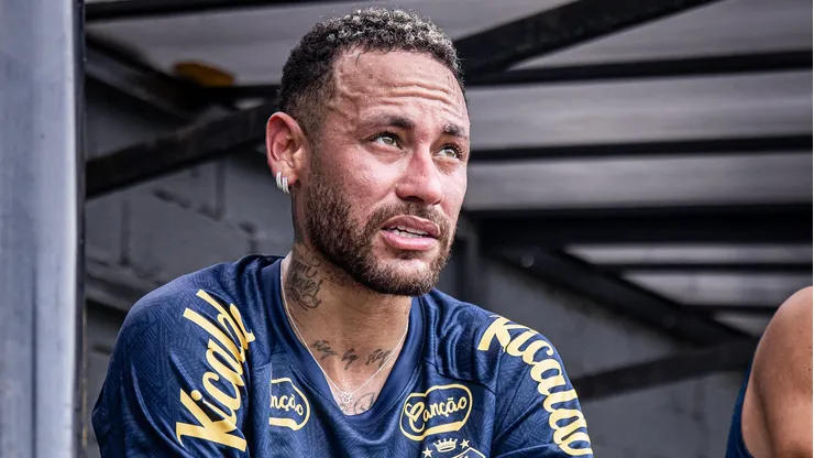 Neymar não treinou em campo nesta 6ª e nem fará atividade de sábado no Peixe - Foto: Raul Baretta/Santos FC