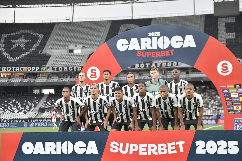 Raul esteve entre os titulares contra o Bangu. Foto: Thiago Ribeiro/AGIF