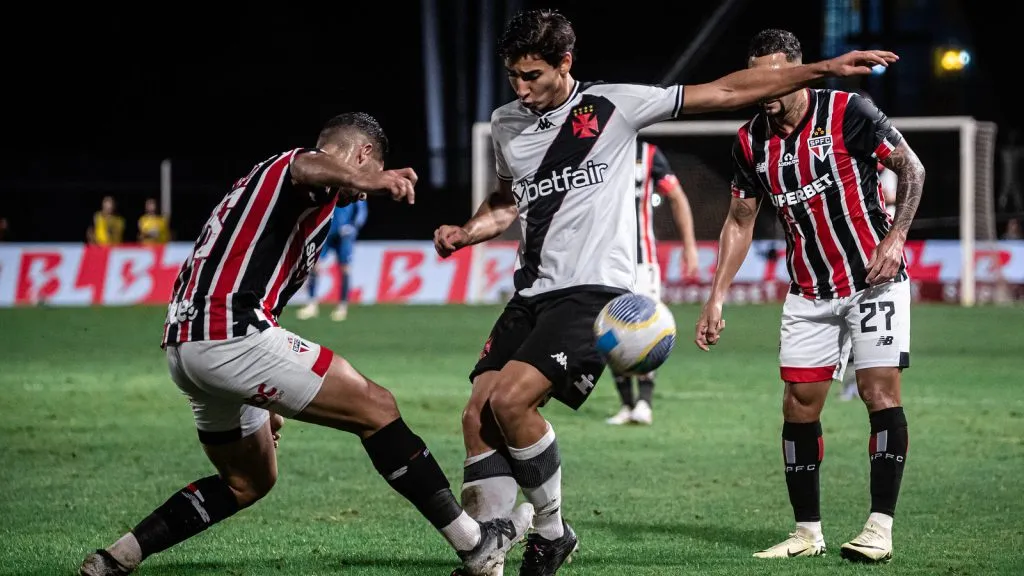JP em ação contra o São Paulo, em jogo válido pelo Brasileirão de 2024. Foto: Leandro Amorim.
