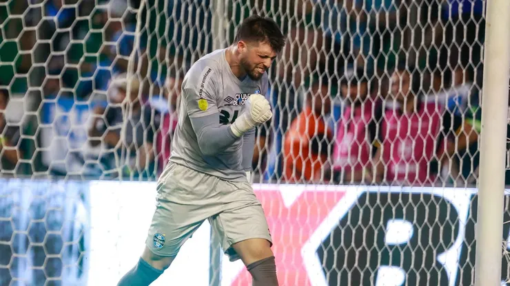 Tiago Volpi jogador do Juventude durante partida contra o Grêmio no estádio Alfredo Jaconi pelo campeonato Gaúcho 2025.