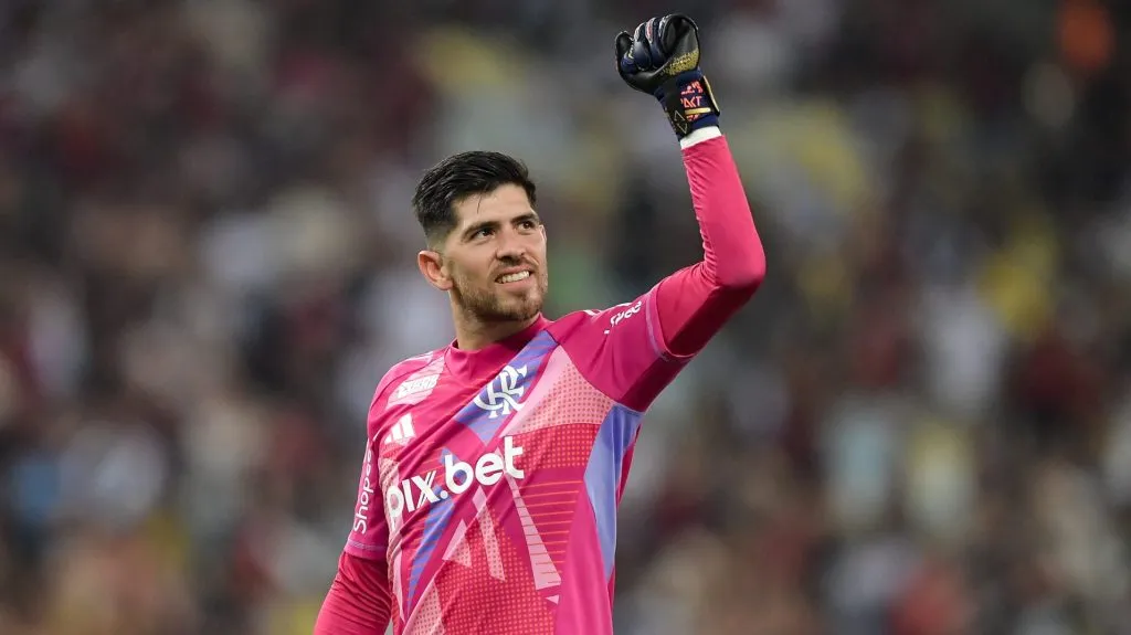 Rossi goleiro do Flamengo durante partida contra o Vasco no estádio Maracanã pelo campeonato Carioca 2025. Foto: Thiago Ribeiro/AGIF