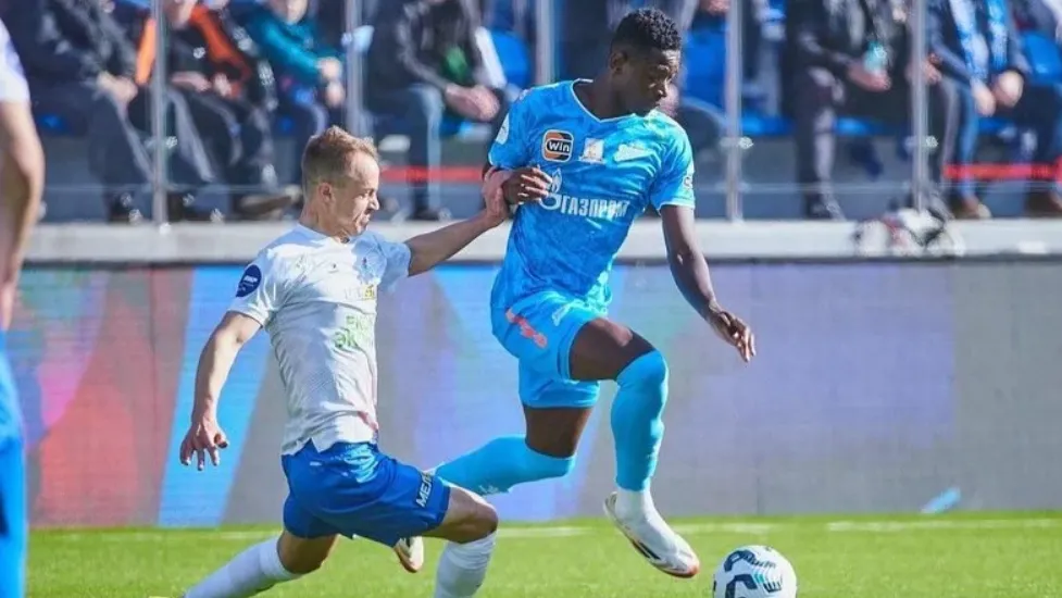 Luiz Henrique em ação com a camisa do Zenit-RUS. Foto: Reprodução/Zenit.