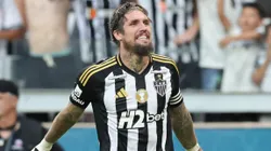 Lyanco jogador do Atlético-MG comemora seu gol durante partida contra o América-MG no estádio Mineirão pelo campeonato Mineiro 2025.