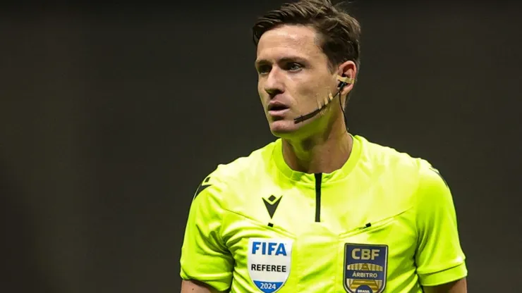 Árbitro Ramon Abatti Abel