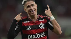 RJ - RIO DE JANEIRO - 08/03/2025 - CARIOCA 2025, FLAMENGO X VASCO - Luiz Araujo jogador do Flamengo comemora seu gol durante partida contra o Vasco no estadio Maracana pelo campeonato Carioca 2025. Foto: Thiago Ribeiro/AGIF