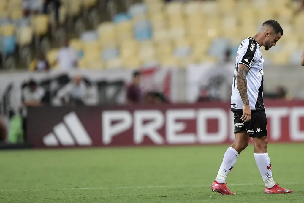 Vasco perdeu novamente para o Flamengo e está eliminado do Carioca. Foto: Thiago Ribeiro/AGIF