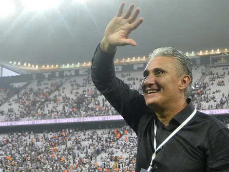 Câmeras flagram emoção de Tite em reencontro com Corinthians