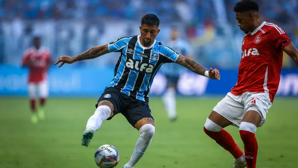 Cristian Olivera durante partida. Foto: Lucas Uebel/Grêmio FBPA