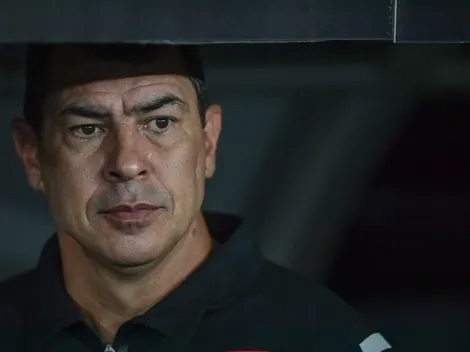 Carille se diz satisfeito com elenco e abre o jogo sobre reforços