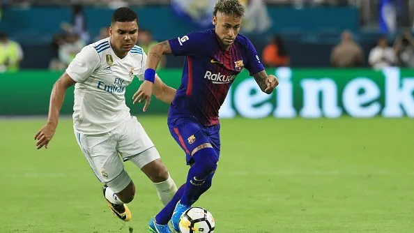 Neymar durante partida pelo Barcelona. Foto: Mike Ehrmann/Getty Images