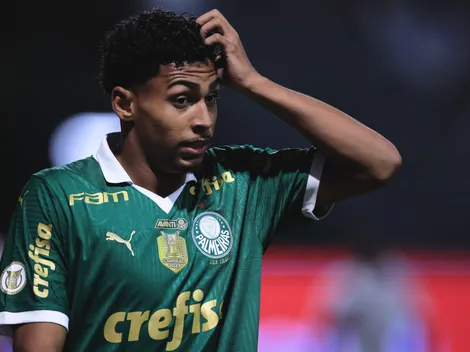 Árbitro de Cerro x Palmeiras é suspenso após polêmica com Luighi