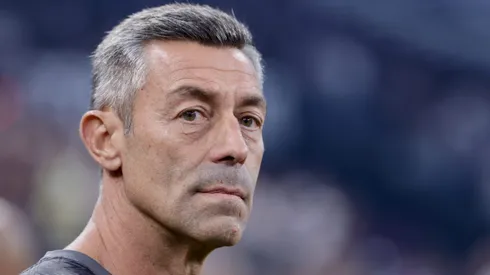 Pedro Caixinha. técnico do Santos.