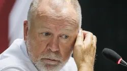 Mano acabou sendo questionado pela demora da estreia de Lavega no Fluminense.