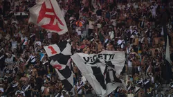 Torcida do Vasco no Maracanã durante o Clássico dos Milhões - Foto: Thiago Ribeiro/AGIF