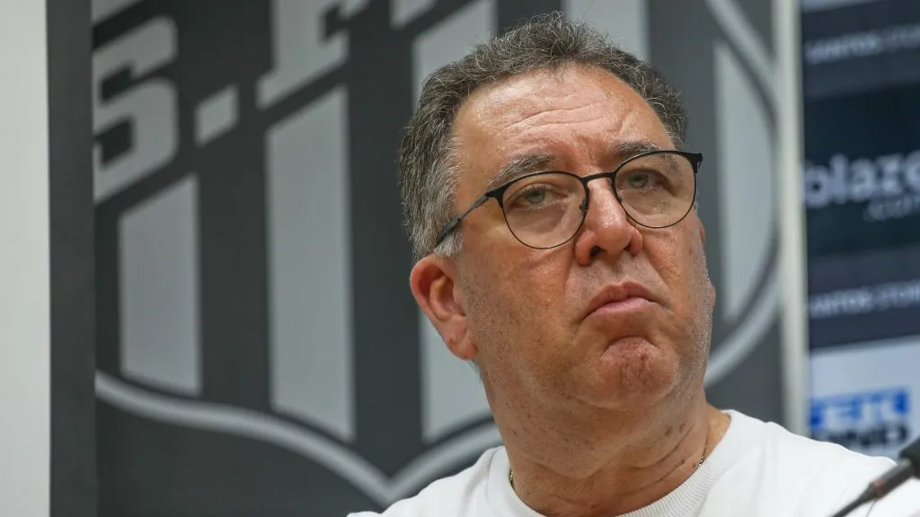 Marcelo Teixeira vê problemão no Santos