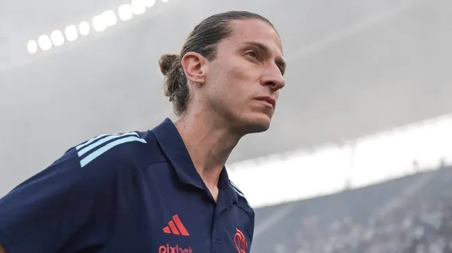 Filipe Luís em partida do Flamengo