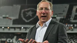 RJ - RIO DE JANEIRO - 18/04/2024 - BRASILEIRO A 2024, BOTAFOGO X ATLETICO-GO - John Textor presidente da SAF do Botafogo durante partida contra o Atletico-GO no estadio Engenhao pelo campeonato Brasileiro A 2024. Foto: Thiago Ribeiro/AGIF