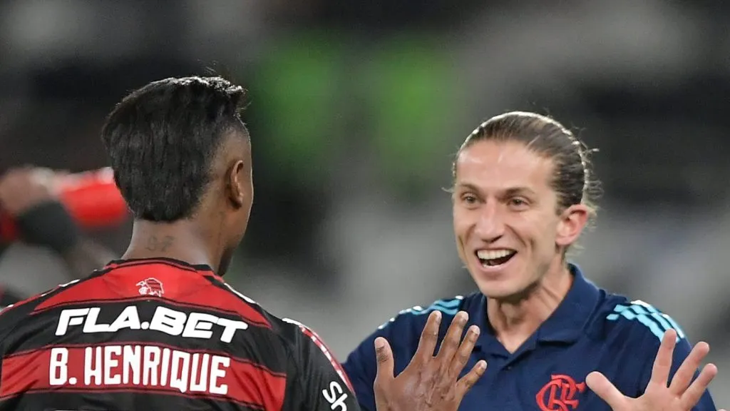 Filipe Luis e Bruno Henrique do Flamengo 