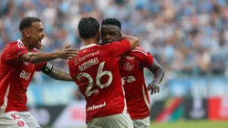 Jogadores do Inter festejam um dos gols marcados contra o Grêmio. Foto: Ricardo Duarte/Internacional.