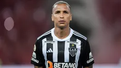 Atacante não é titular com Cuca