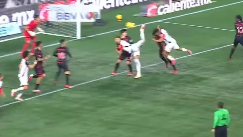 Gol de Dória – Foto: Reprodução/YouTube