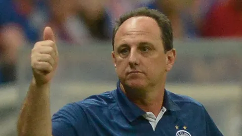 Rogério Ceni acompanha equipe do Bahia - Foto: Luiz Erbes/AGIF