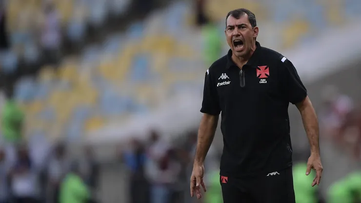 Fábio Carille, técnico do Vasco, durante partida contra o Flamengo, pelo Campeonato Carioca. Foto: Thiago Ribeiro/AGIF.