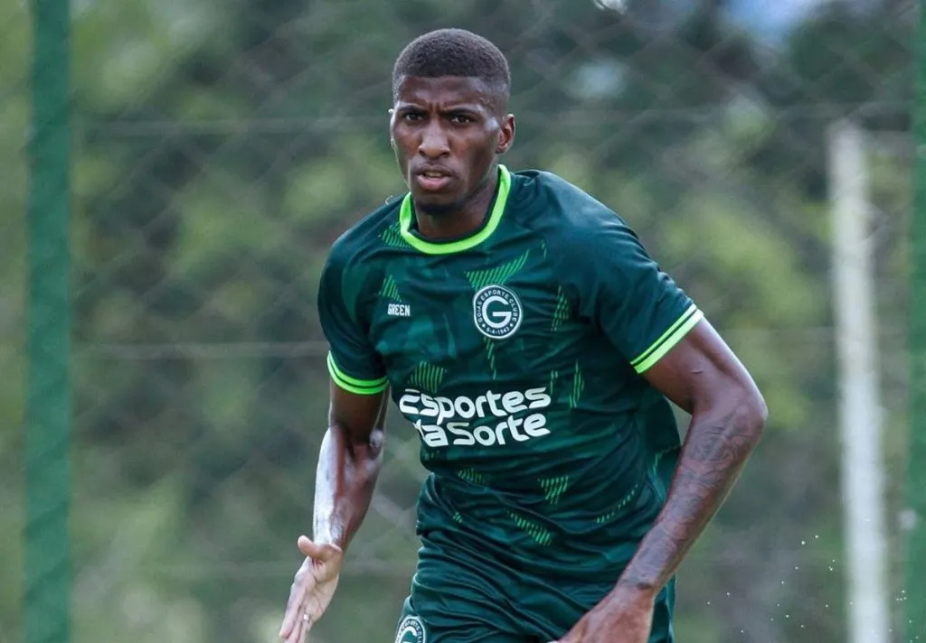 Eduardo Thuram interessa ao Vasco - Foto: Rosiron Rodrigues/Goiás.