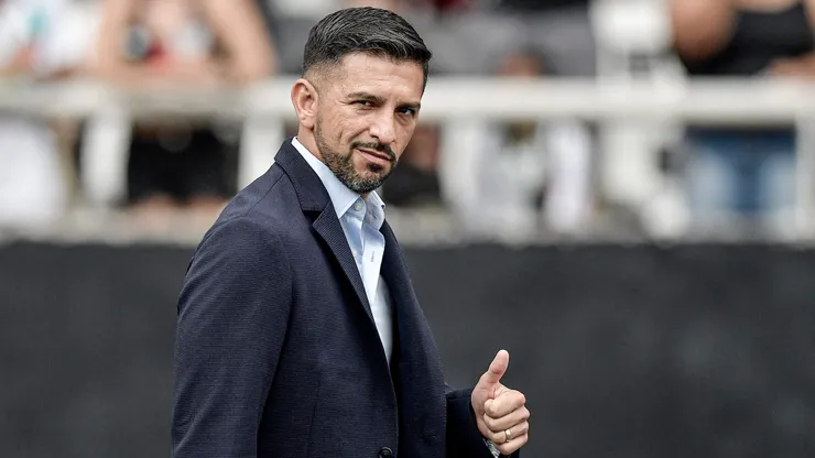 Emiliano Díaz, auxiliar técnico do Corinthians. Foto: Thiago Ribeiro/AGIF