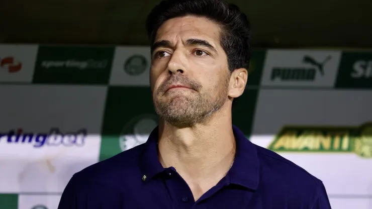 Abel Ferreira acompanha equipe do Palmeiras - Foto: Marcello Zambrana/AGIF