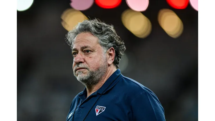Casares fecha acordo milionário no São Paulo