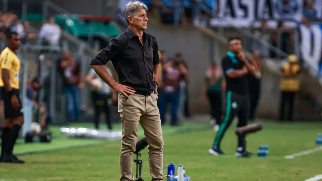 Renato Gaúcho durante partida. Foto: Maxi Franzoi/AGIF