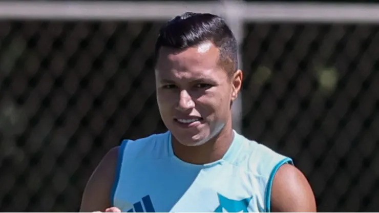 Marlon, lateral do Cruzeiro