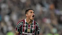 Thiago Silva, jogador do Fluminense, comemora vitória ao final da partida contra o Grêmio, pela CONMEBOL Libertadores de 2024. Foto: Thiago Ribeiro/AGIF.