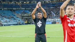 Roger Machado comemora vitória na ida da decisão contra o Grêmio. Foto: Ricardo Duarte/Internacional.