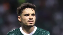 Raphael Veiga durante jogo do Palmeiras.