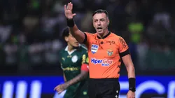 Árbitro Raphael Claus. Foto: Ettore Chiereguini/AGIF