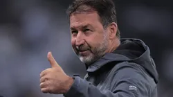 Augusto Melo pode trazer reforços ao Corinthians - Foto: Ettore Chiereguini/AGIF.