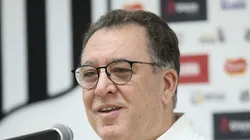 Marcelo Teixeira, presidente santista, durante coletiva.