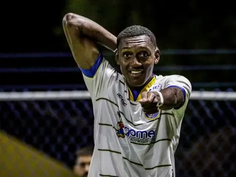 Max, especulado no Vasco, é um dos artilheiros do Carioca