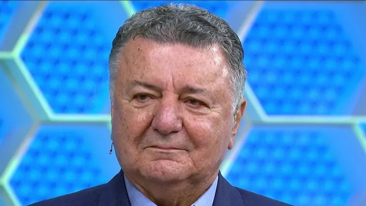 Arnaldo Cezar Coelho se posicionou sobre polêmica de gol anulado em Grêmio x CSA - Foto: Reprodução/TV Globo