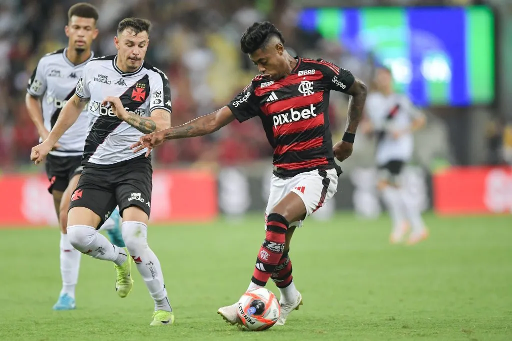 Bruno Henrique jogador do Flamengo durante partida contra o Vasco – Foto: Thiago Ribeiro/AGIF