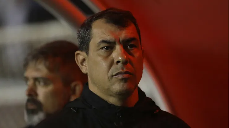 Fabio Carille reprova atuação de Souza em amistoso - Foto: Reinaldo Campos/AGIF